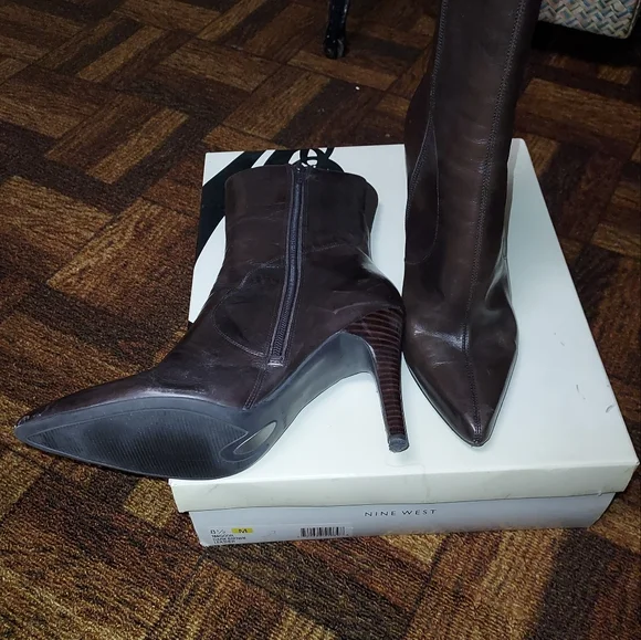 Nine West Ankle Boots - Picture 2 of 8